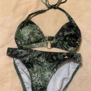 Catalina Women’s Green Floral Bikini Size 4/6